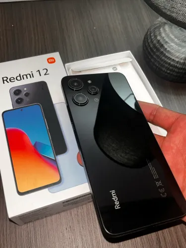 Smartphone redmi 12 / impecável