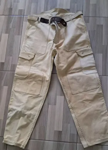 Calça masculina