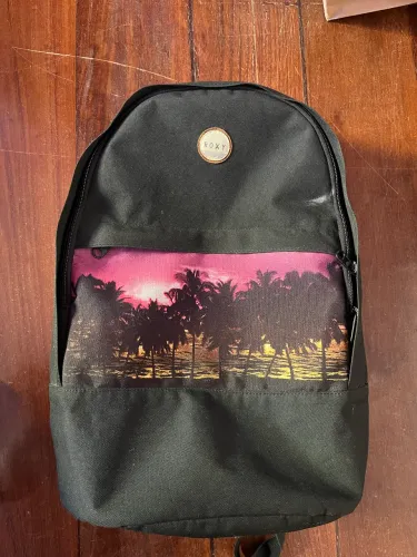 Mochila Roxy - Preta e Rosa - Nunca usada 