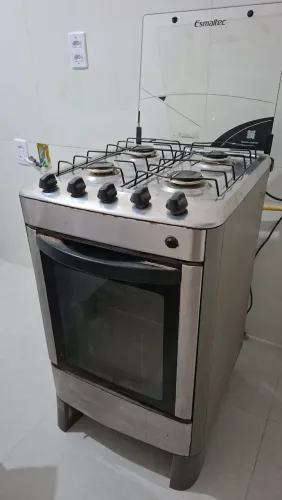 Fogão esmaltec á gás 4 bocas