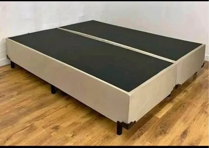 Base bipartida de cama casal suede