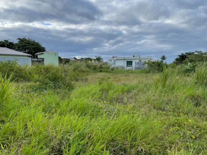 Terreno à Venda em Parque Balneario Oasis, Peruíbe - SP