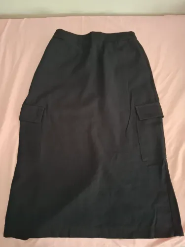 Saia Midi cargo preta