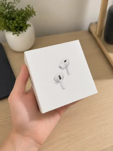 AirPods Pro 2 com Caixa e Acessórios