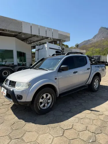 Mitsubishi L200 Triton HPE 3.2 CD TB Int.diesel AUT 2013