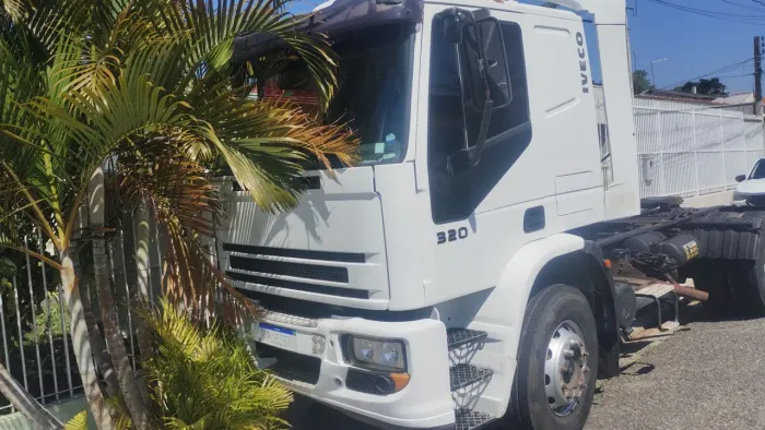 Iveco 320
