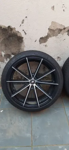 Rodas 225/40R20 com pneus