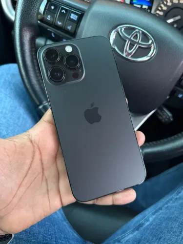 IPhone 14 Pro Max preto 128gb! Aceito trocas e cartão.