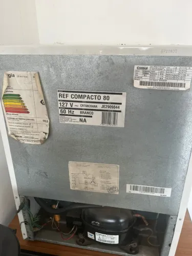 Refrigerador Compacto 80 CONSUL