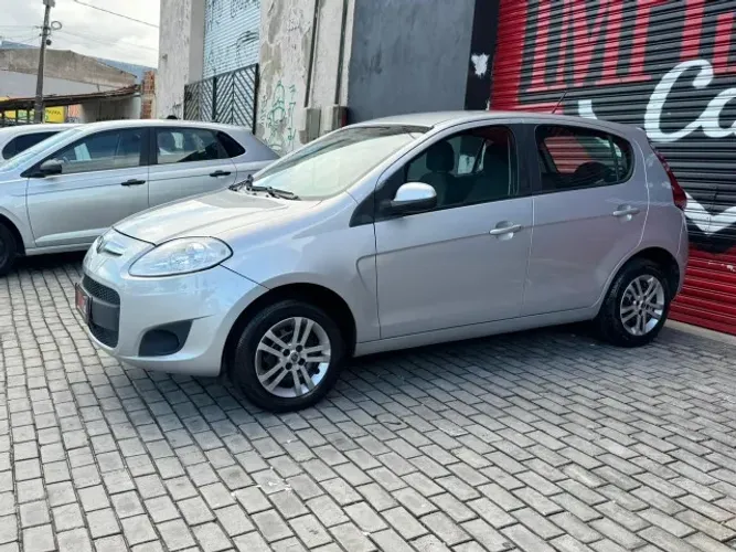 Fiat Palio Attractive 1.0 EVO Fire Flex 8V 5P 2013