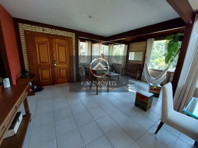 FJM imóveis vende -Casa em Vila Progresso - Niterói