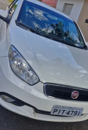 Fiat Grand Siena Attractive 1.0 Flex 8V 4P 2017