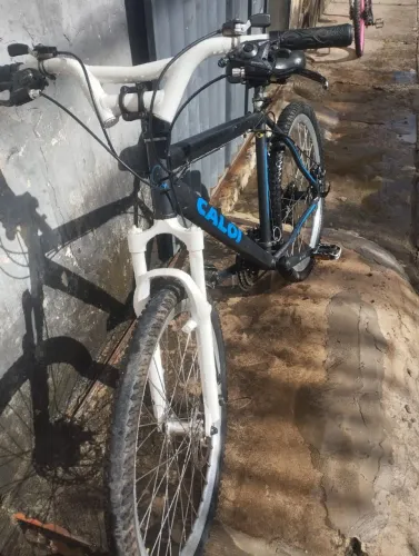 Bicicleta de alumínio aro 26 da caloi