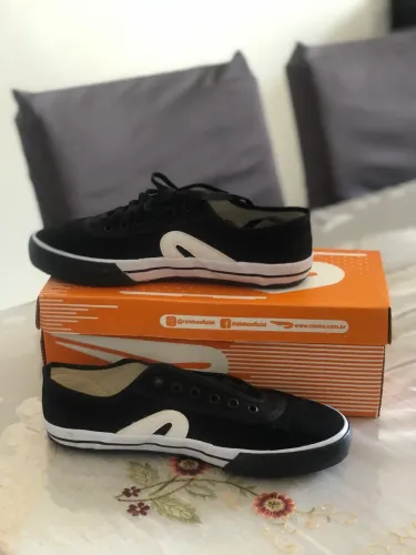 Chuteira futsal sem trava Rainha