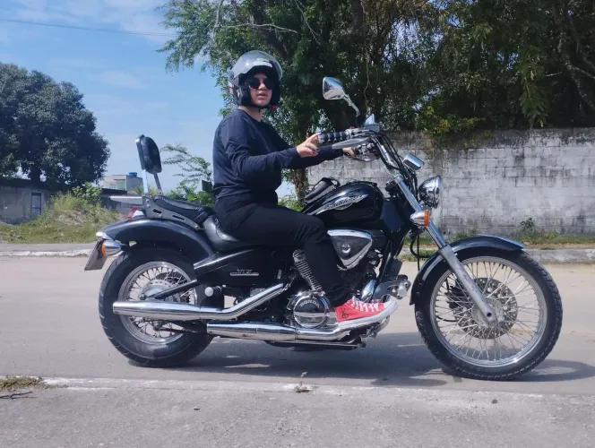 Shadow 600  2005 extra!!!