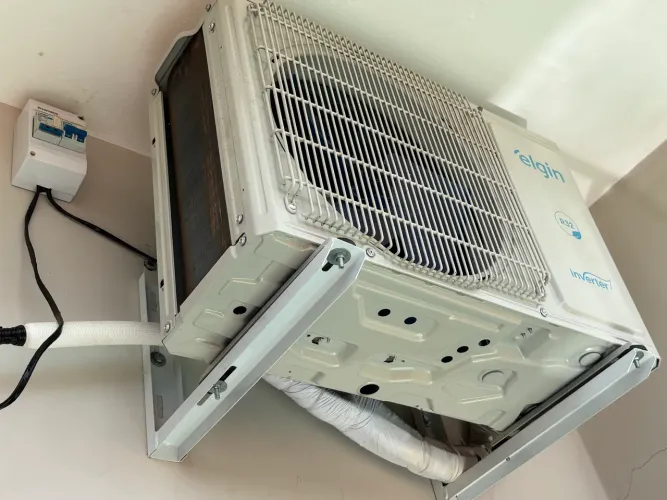 Condicionador de AR Wi-fi Elgin 9000BTUS seminovo + NF + garantia kit completo instalação
