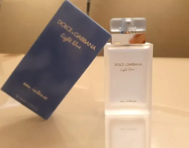 Perfume Light Blue Intense Dolce & Gabbana - EUA de Parfum - 50ml ORIGINAL