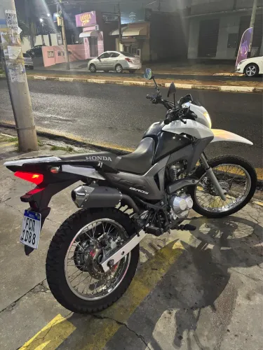 Honda bross 160
