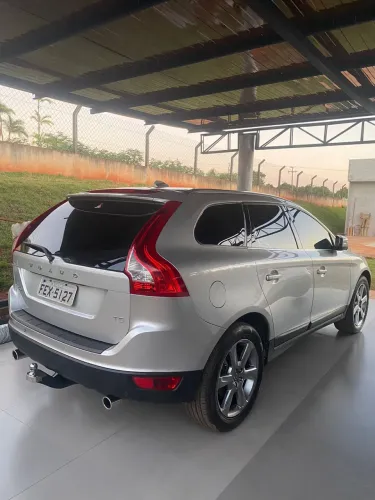 Volvo XC 60 2.0 T5 5P 2013