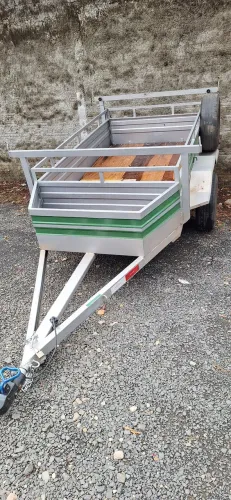 Carretinhas e reboques