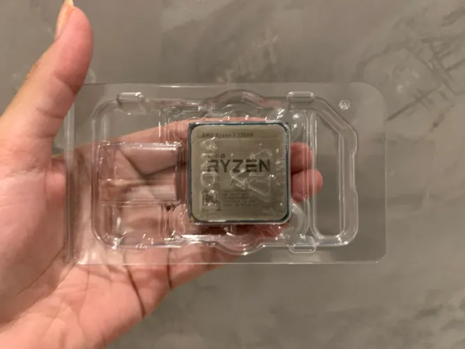 Ryzen 3 2200G com Cooler Ryzen - Usado