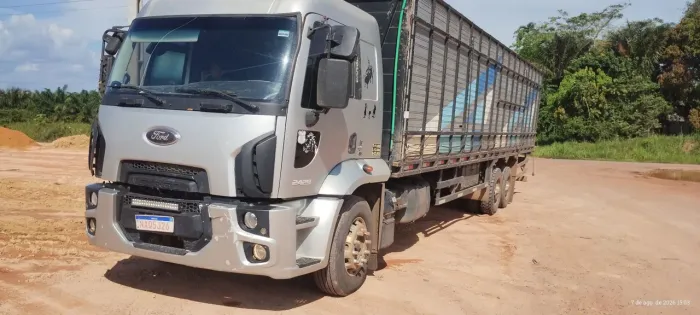 Caminhão Ford 2429