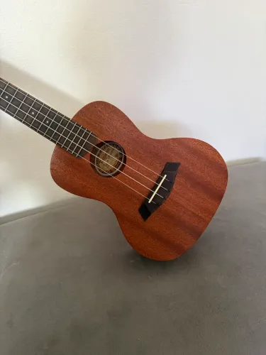 Ukulele Tagima 23 K NTMS