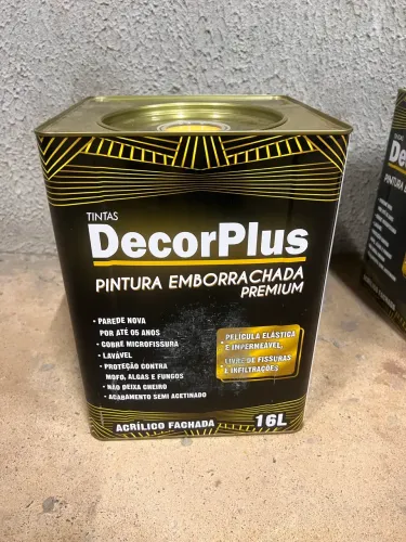 Vendo lata de tinta de parede 