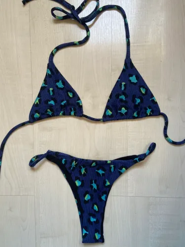 conjunto biquíni oncinha azul