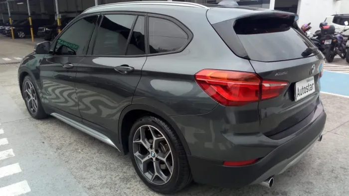 BMW X1 Sdrive 20I X-line 2.0 TB Active Flex 2018