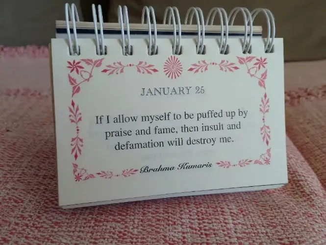 Calendário de Mensagens Diárias Brahma Kumaris em Inglês