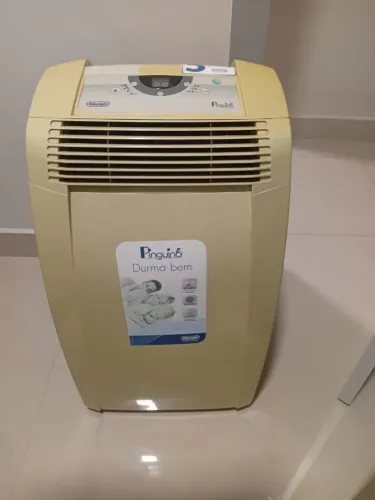Ar Condicionado Portátil DeLonghi Pinguino PAC C105 10500 BTUs R$ 800,00