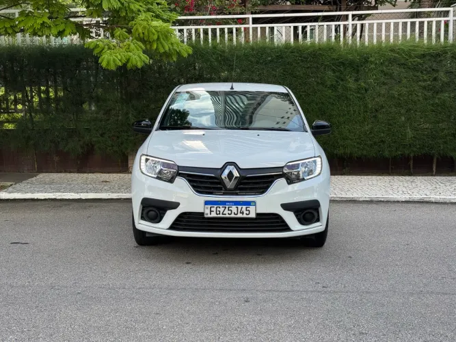 Renault Logan Zen Flex 1.0 12V 4P Mec. 2024