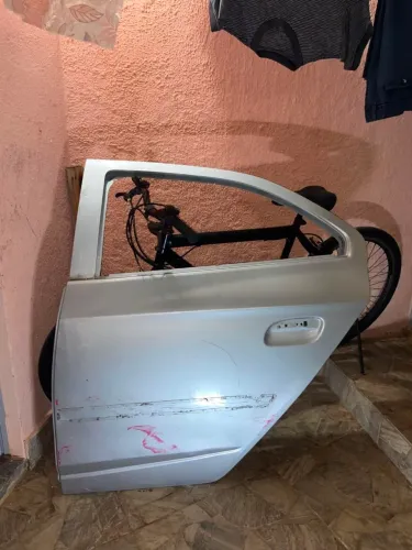 Porta traseira onix