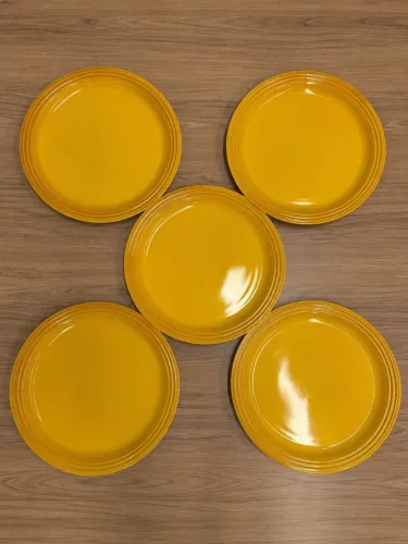 5 Pratos Raso Cerâmica Le Creuset Nectar 27 cm
