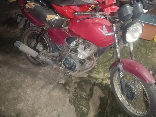 Tá toda boa marca tudo, só falta em capar o banco, motor foi feito tem 4 meses, pisca led