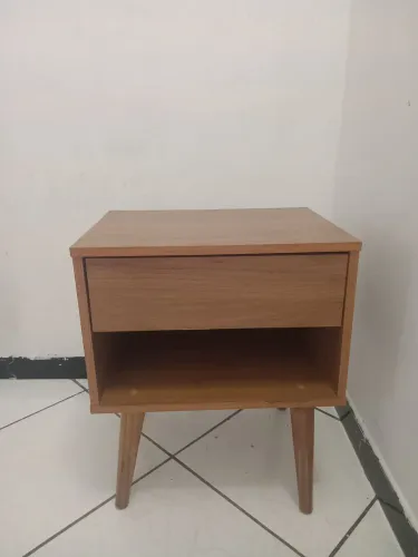 Mesa de Cabeceira
