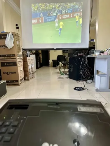 Vende se Projetor