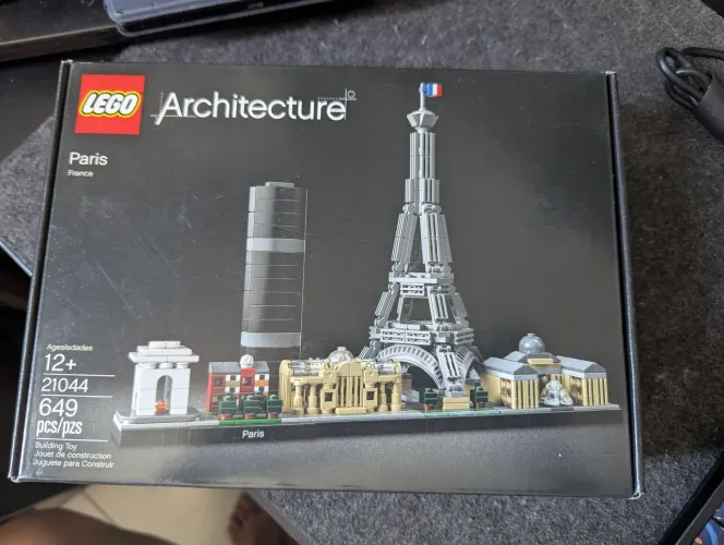 Lego Architecture - Paris - Lacrado