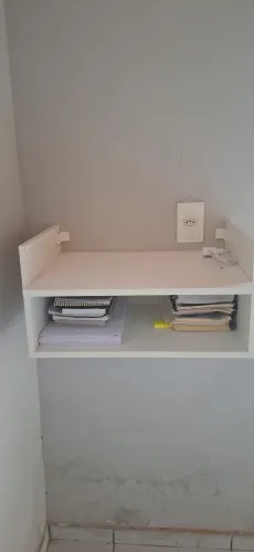 Nicho de parede para impressora