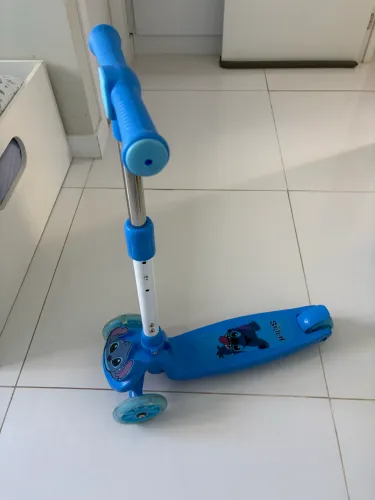 Patinete do Stitch