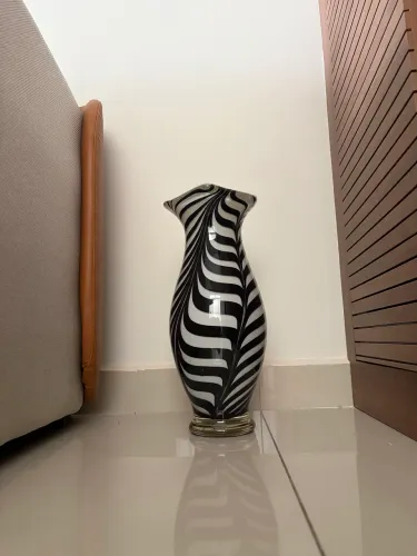 Vaso decorativo em vidro - Estilo Murano