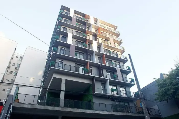 Apartamento Studio para alugar, mobiliado e com vaga na Cidade Baixa - Porto Alegre - RS