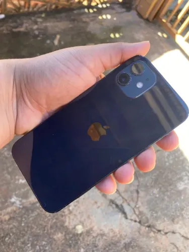 Vendo ou troco iPhone 12