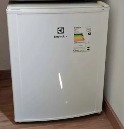 Frigobar Electrolux