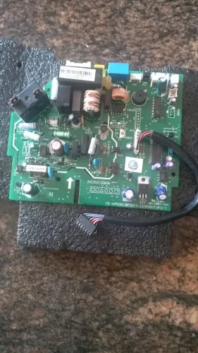 Placa Evaporadora Midea *0 Btus Inverter Ce-kfr26g (Usado)