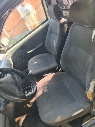 Fiat Strada Working 1.5 MPI 8V CE (álcool) 2001