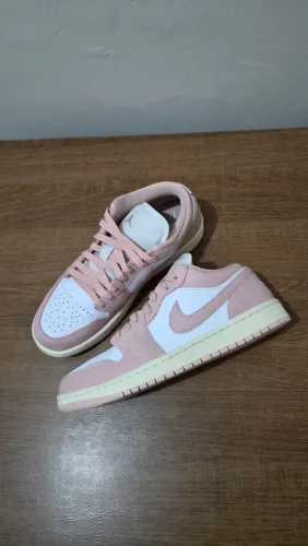 Air Jordan 1 Low Pink Oxford