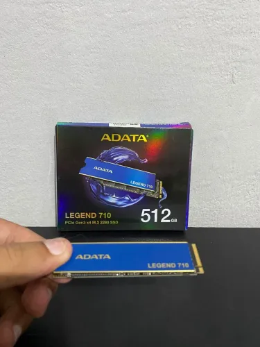 SSD Adata - 512GB - M.2 2280 - NVMe Leitura 2.400MBs, Gravação 1.600MBs