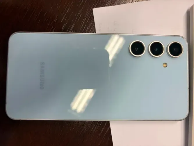Samsung S24 FE White, under warranty